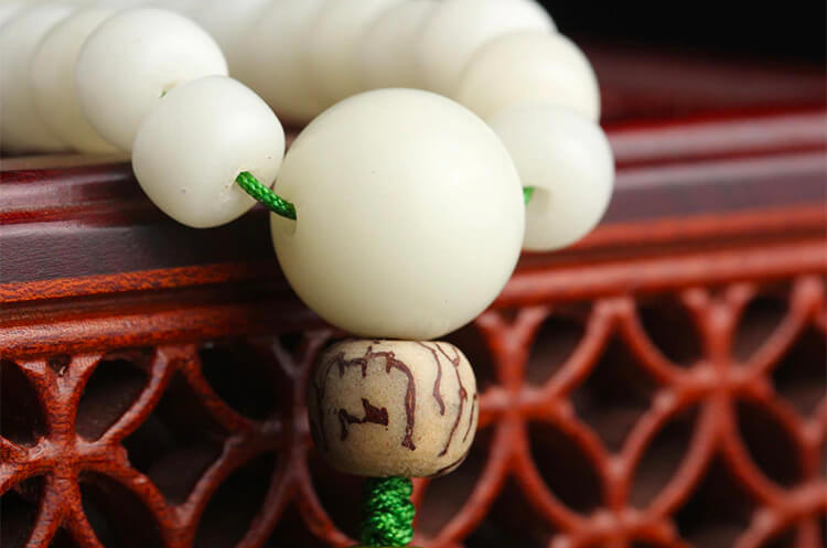 White Jade Pure River Of Calm Mala