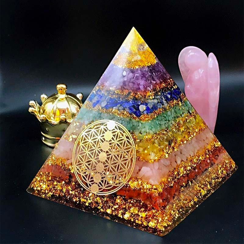 7 Chakra Energy Pyramid